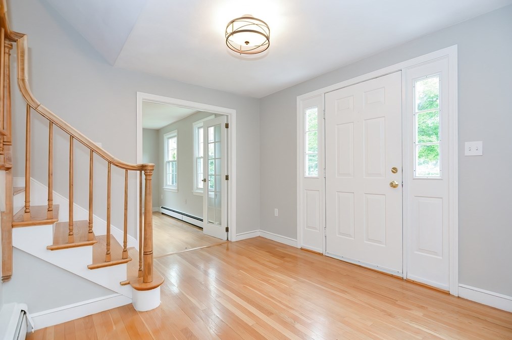 20 Charlotte Dr, Andover, MA 01810