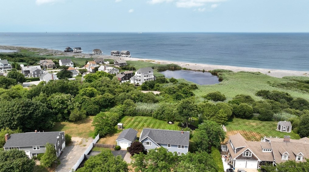 324 Hatherly Rd, Scituate, MA 02066 exterior