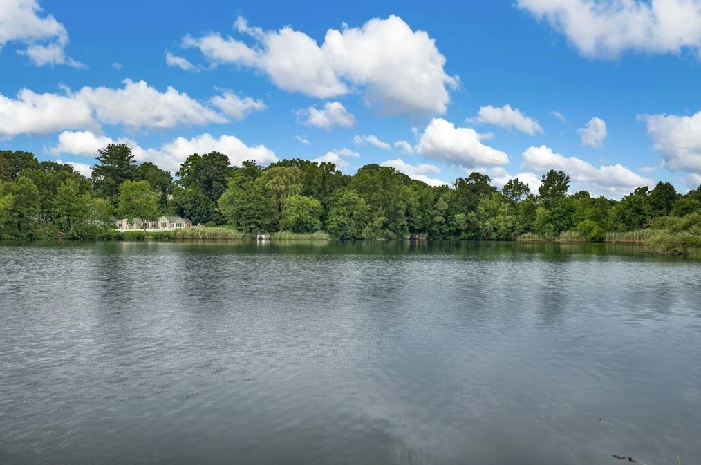 294 Main St, Clinton, MA 01510