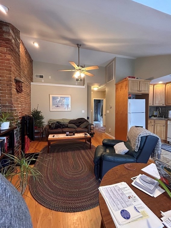 141 Galen St #3, Watertown, MA 02472