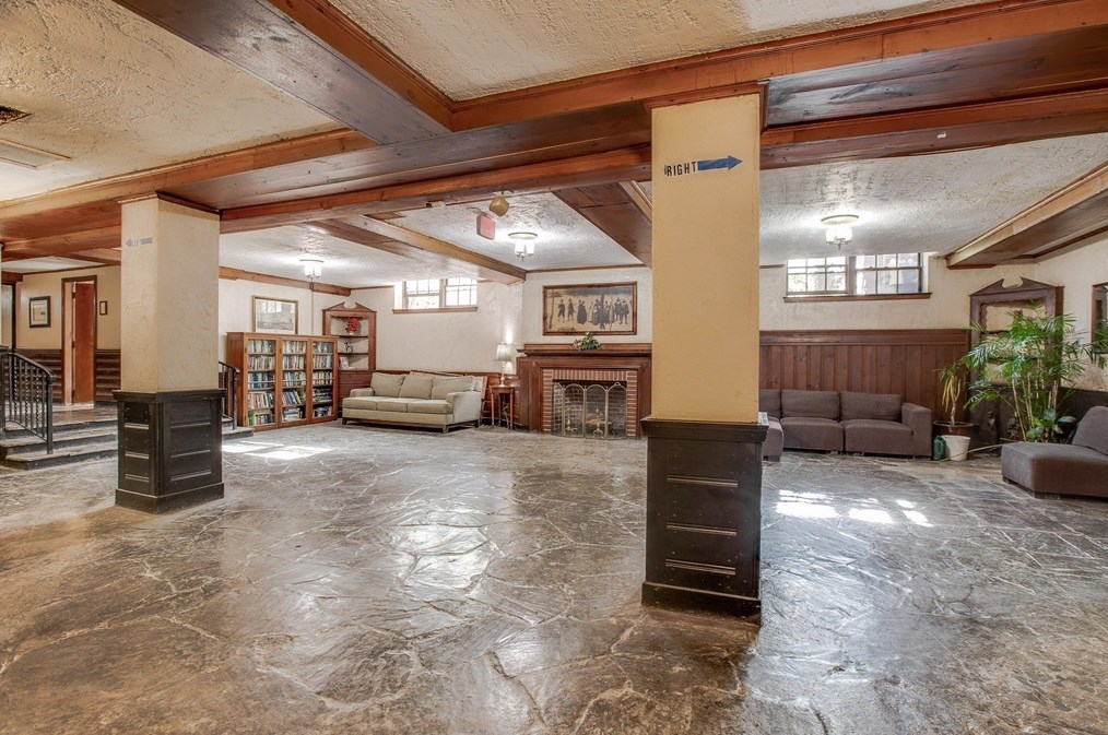 50 Follen St #512, Cambridge, MA 02138