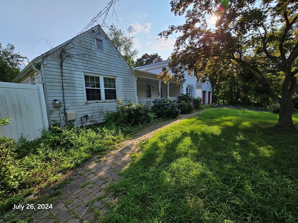 66 2Nd Rd, Marlborough, MA 01752 exterior