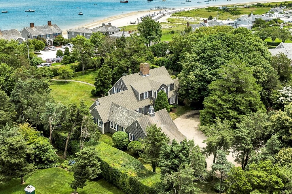 38 Sandy Shoes Ln, Chatham, MA 02633
