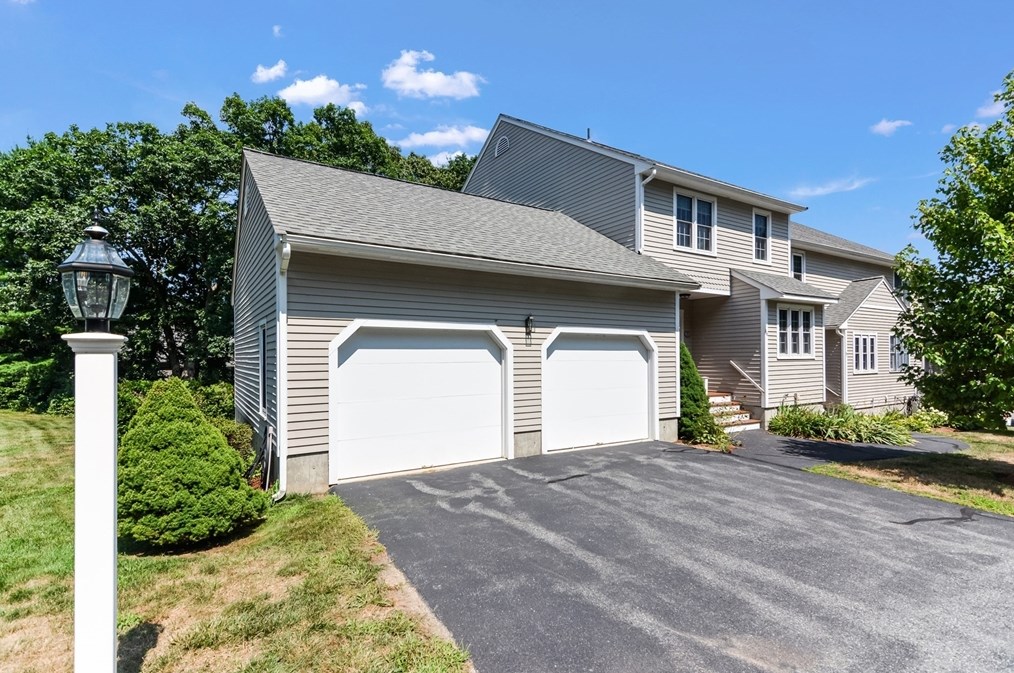 116 Laurelwood Dr #116, Hopedale, MA 01747