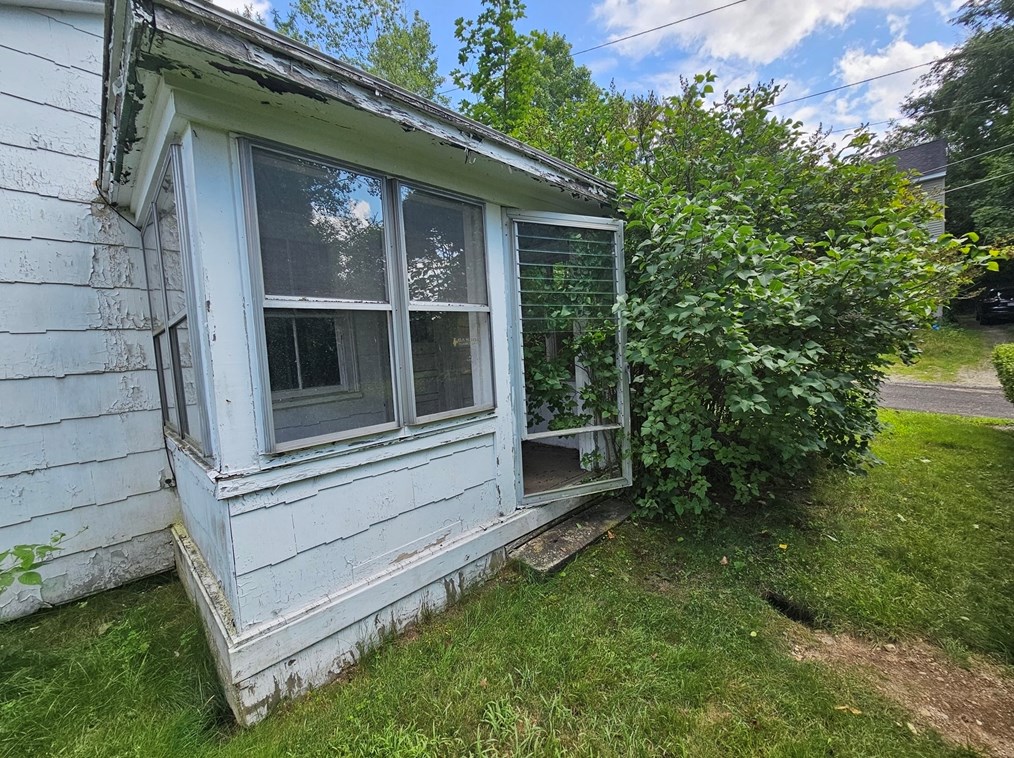 26 Duval Ct, Winchendon, MA 01475