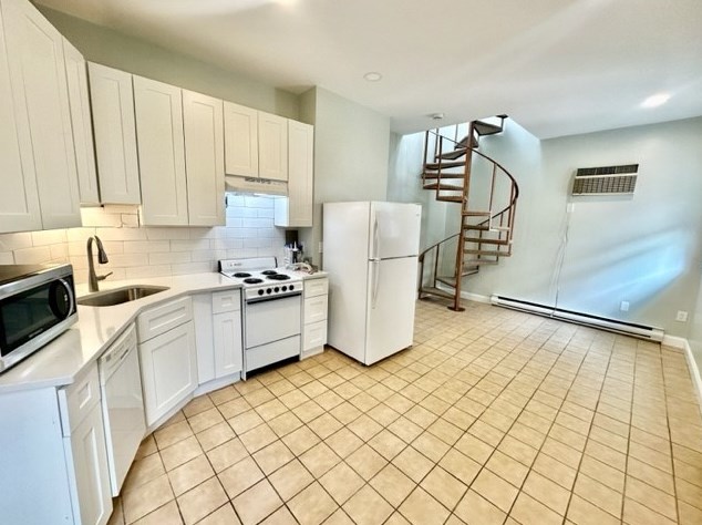 29 Charter #3, Boston, MA 02113