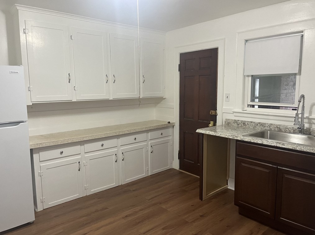 607 Washington St #2, Braintree, MA 02184