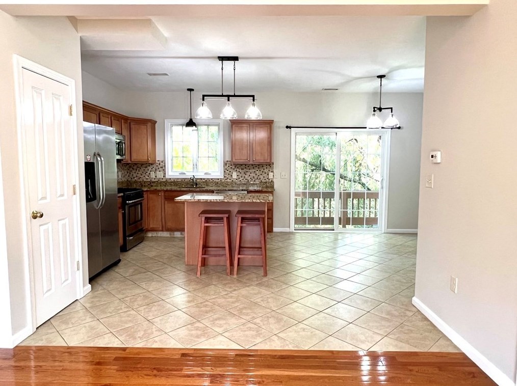 81 E Mountain #n/a, Worcester, MA 01609