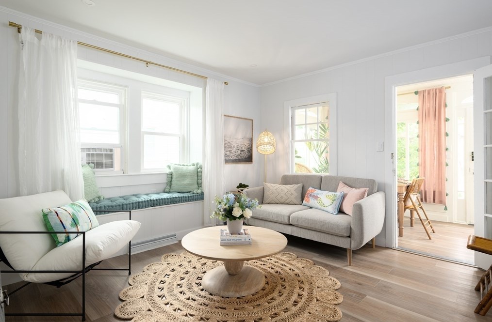 582 Nantasket Ave, Hull MA  02045-2331 exterior