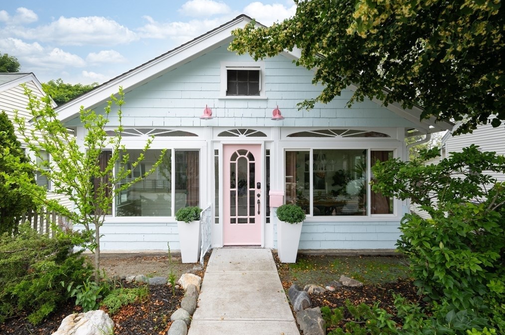 582 Nantasket Ave, Hull MA  02045-2331 exterior