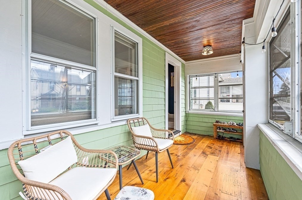 169 Linwood Ave, Newton, MA 02460-1430