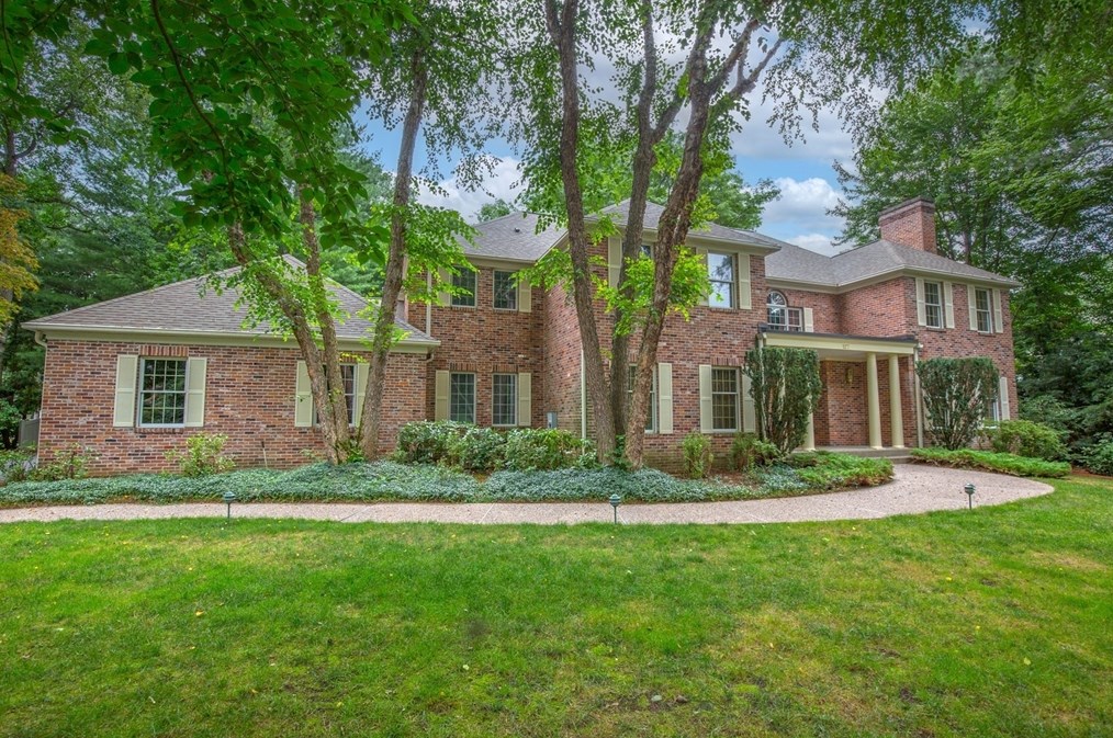 127 Ashford Rd, Springfield, MA 01106