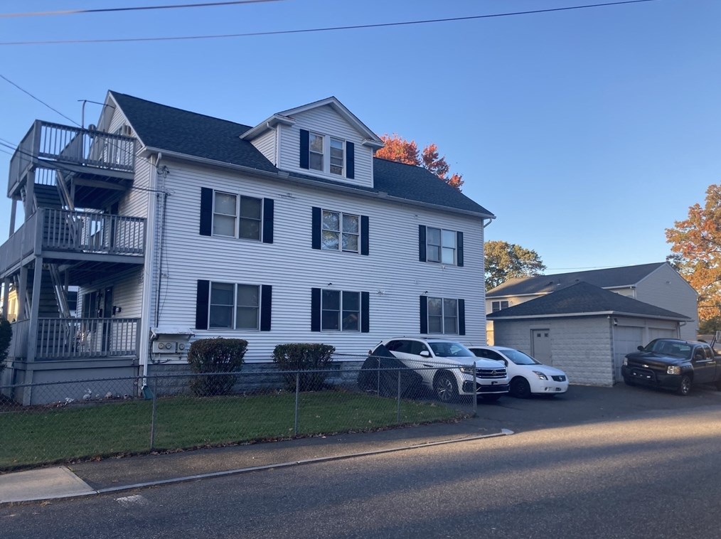 167-169 Savoy Ave, Springfield, MA 01104