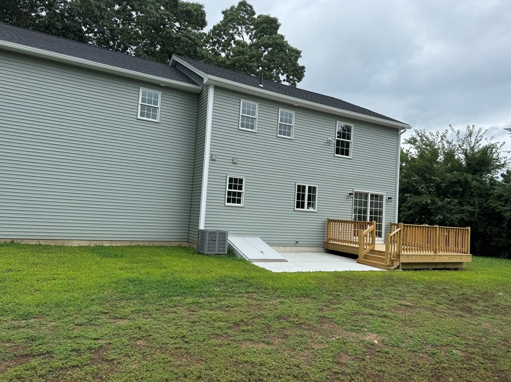 91 Tilton, Springfield, MA 01109