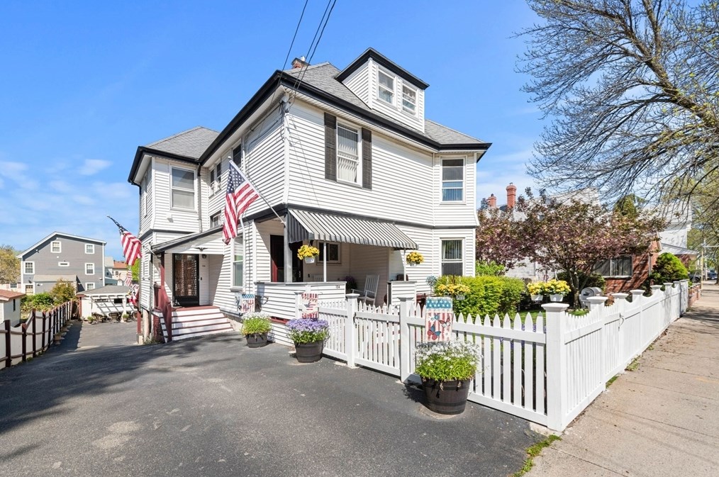 154 Winthrop Ave, Revere MA 02151-3915 exterior