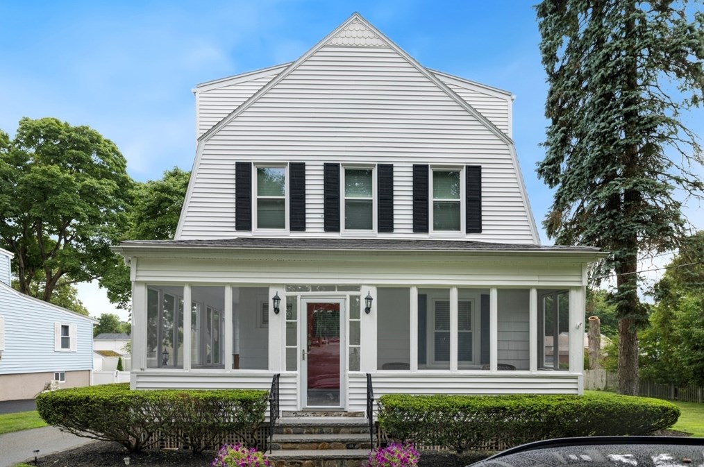 25 Herbert Ave, Saugus, MA 01906