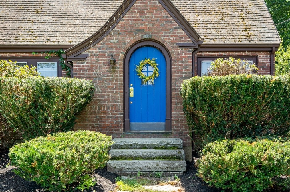 15 Forest Rd, Millis, MA 02054 exterior