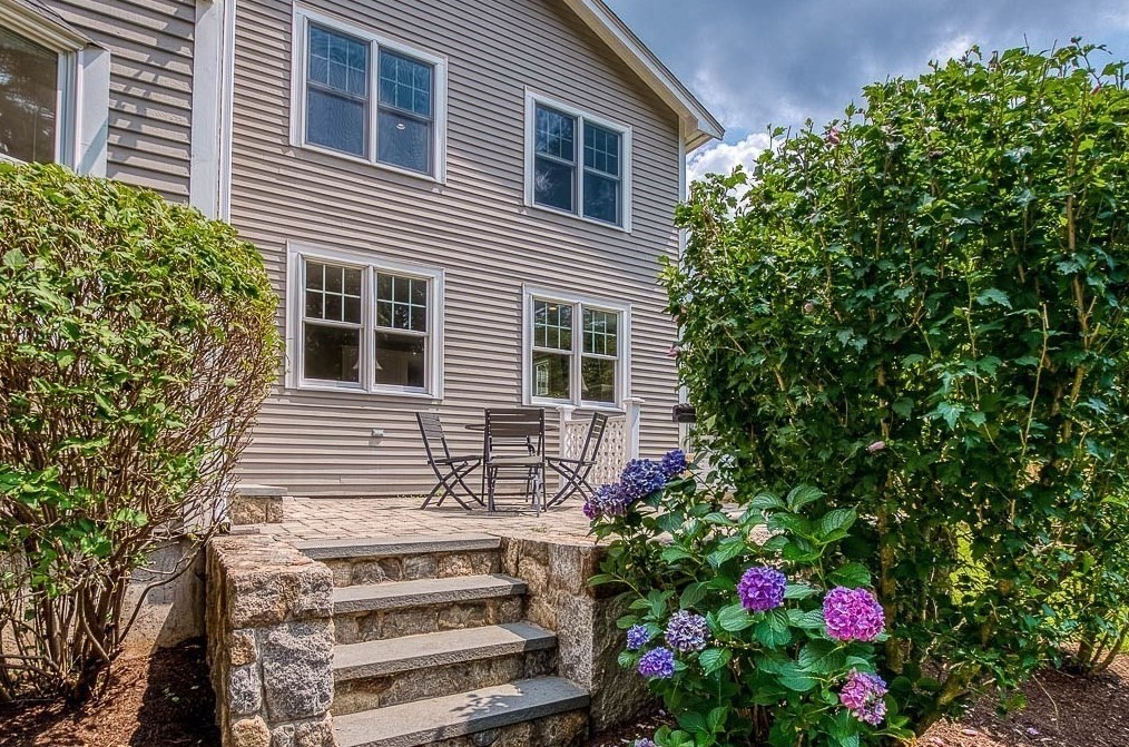 267 Manning St, Needham MA 02494-1510 exterior