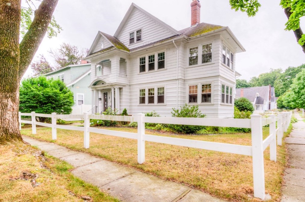 7 Nevada St, Worcester, MA 01602