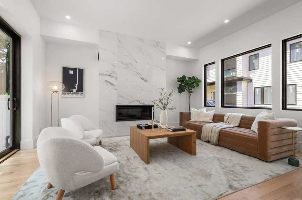 163-167 Winchester St #b, Newton, MA 02461