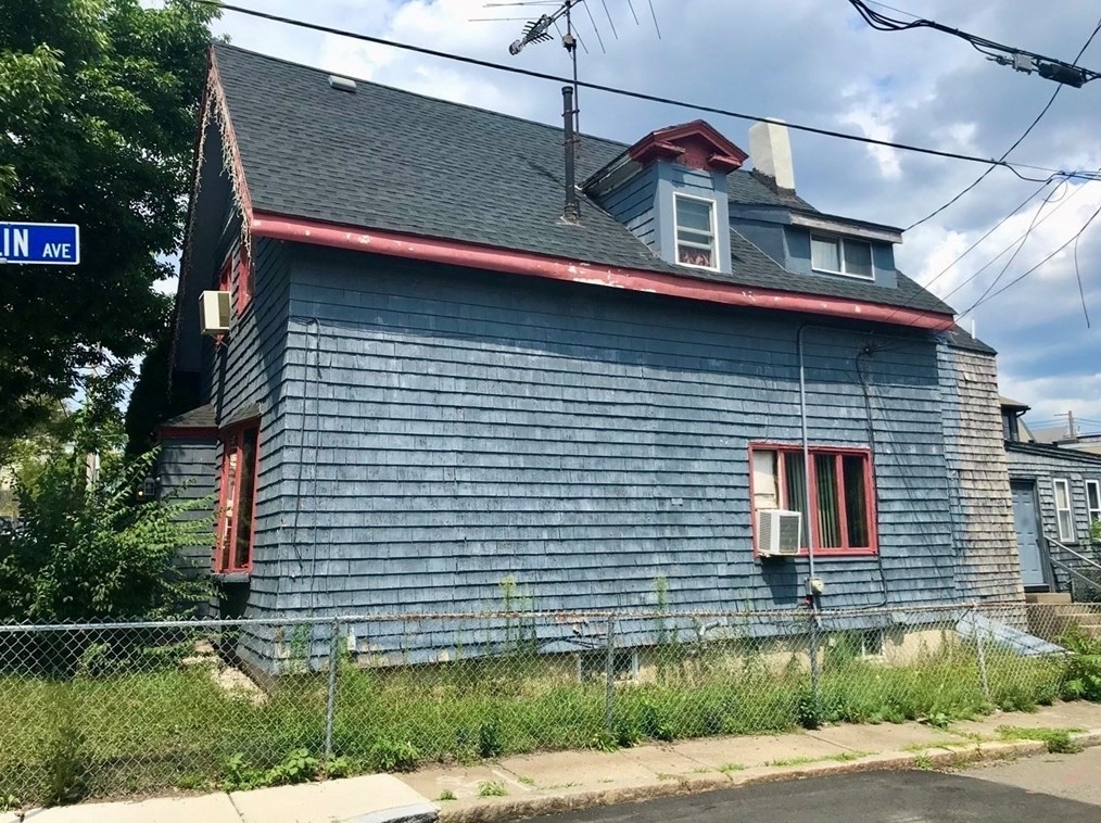 60 Franklin St, Somerville MA 02145-4213 exterior