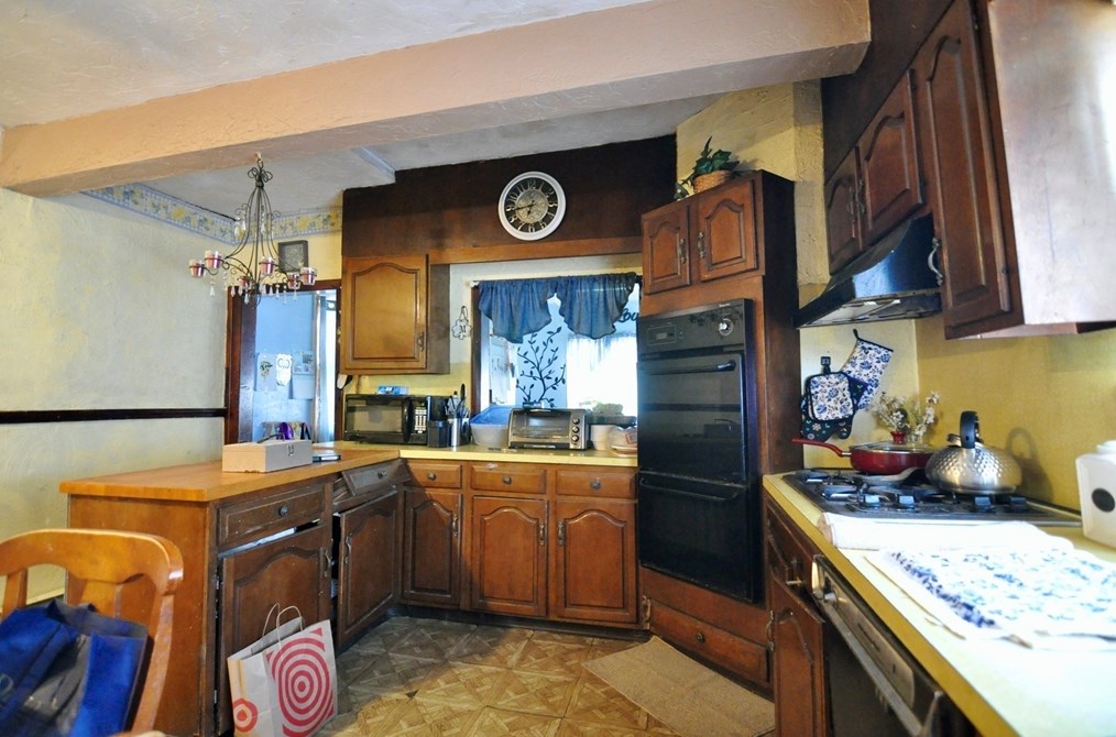 60 Franklin St, Somerville MA 02145-4213 exterior