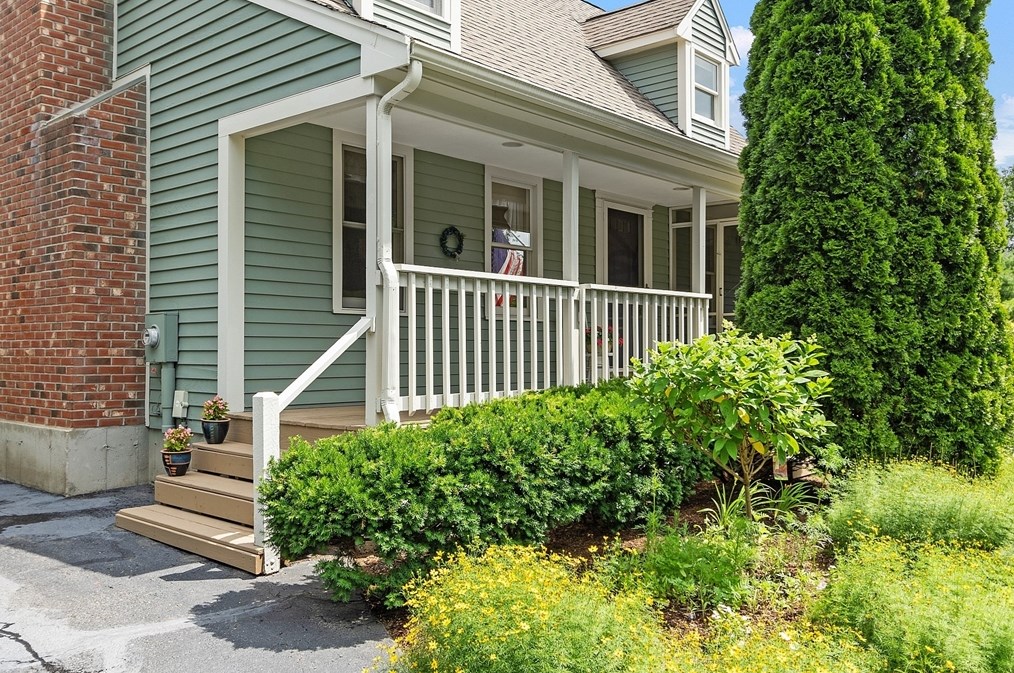 123 N Row Rd, Sterling, MA 01564