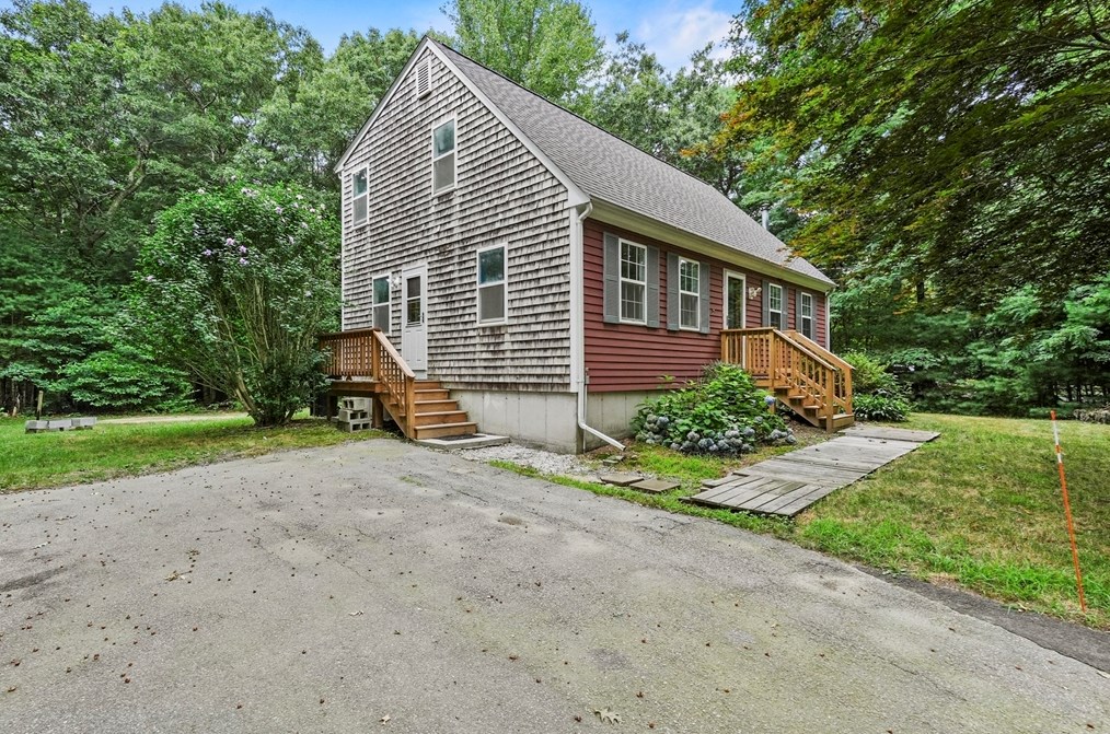 275 Locust St, Raynham, MA 02767