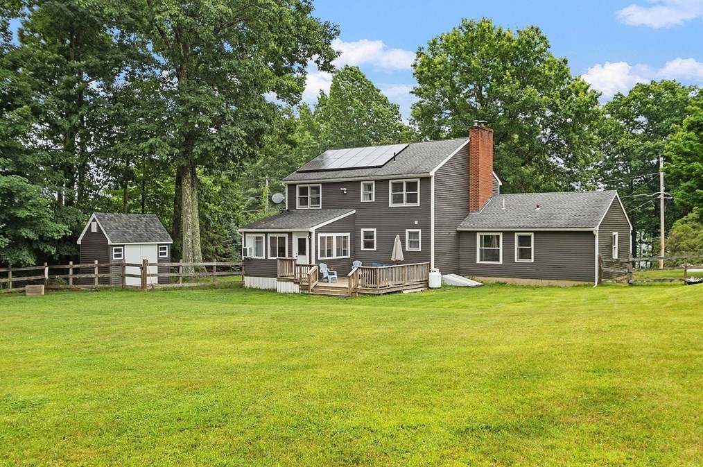 371 High Knob Rd, Athol, MA 01331 exterior