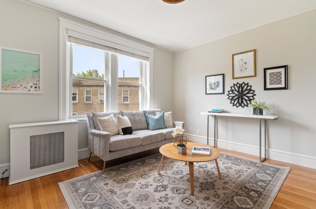 143 Babcock St Apt 6, Brookline, MA 02446