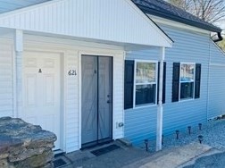 621 Main St, Sturbridge, MA 01518