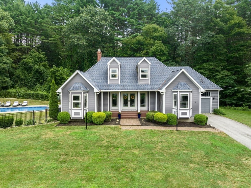 169 Klondike Rd, Dudley, MA 01571