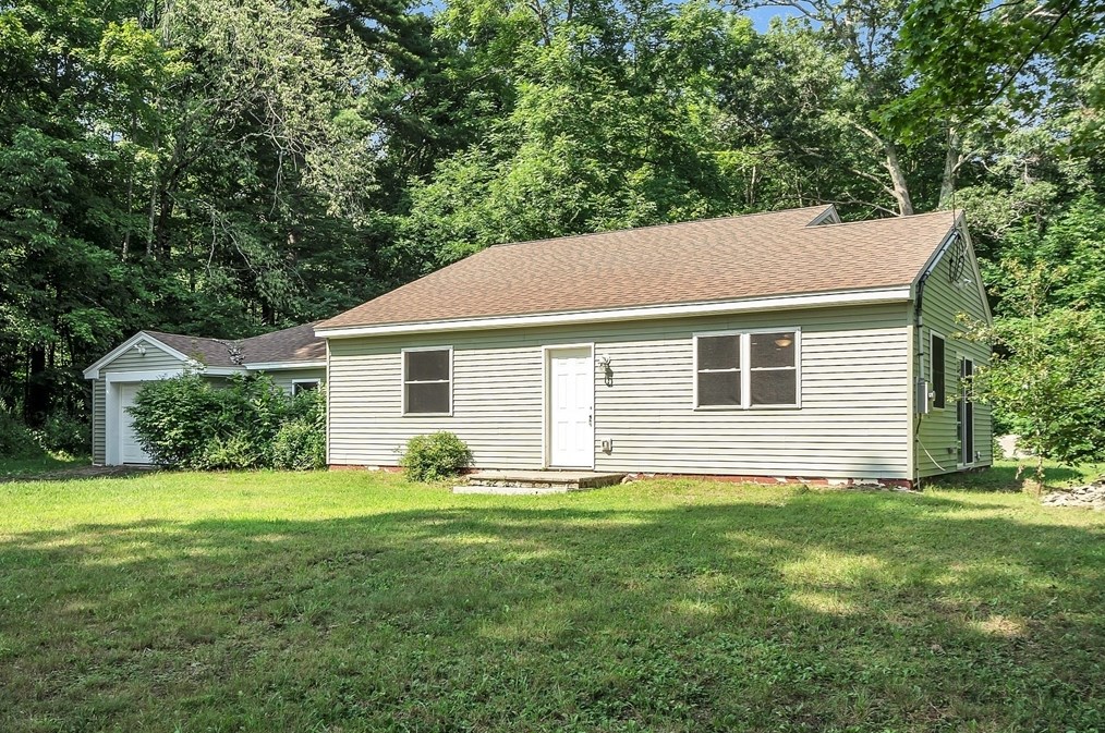 84 Old East Brookfield Rd, North Brookfield, MA 01535