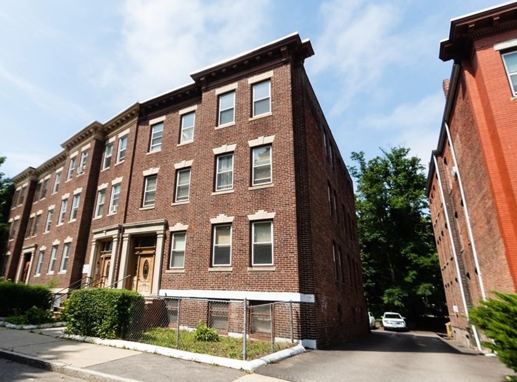 88 Winthrop St, Boston, MA 02119