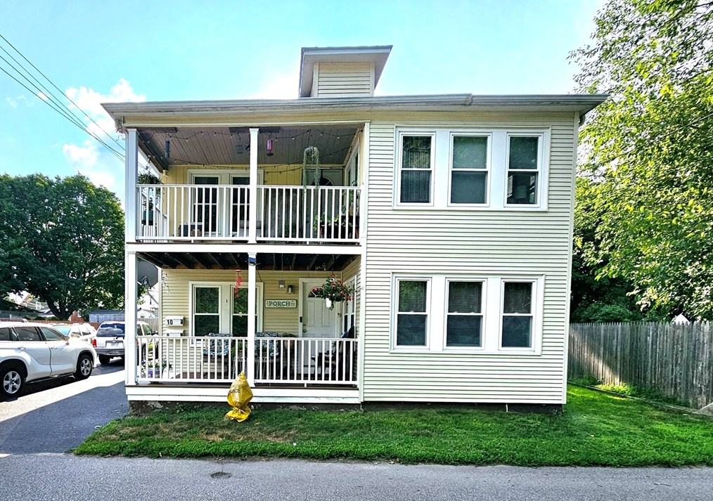 8-10 California Ave, Bellingham, MA 02019