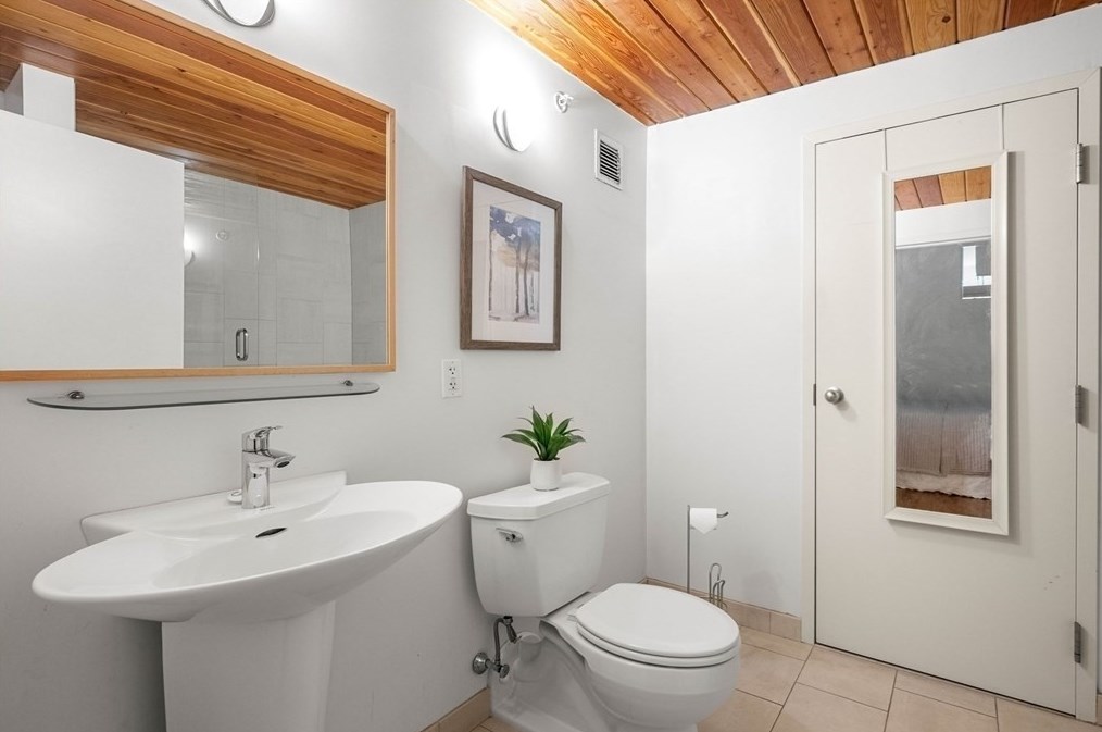 290 Pleasant St Apt 207, Watertown, MA 02472