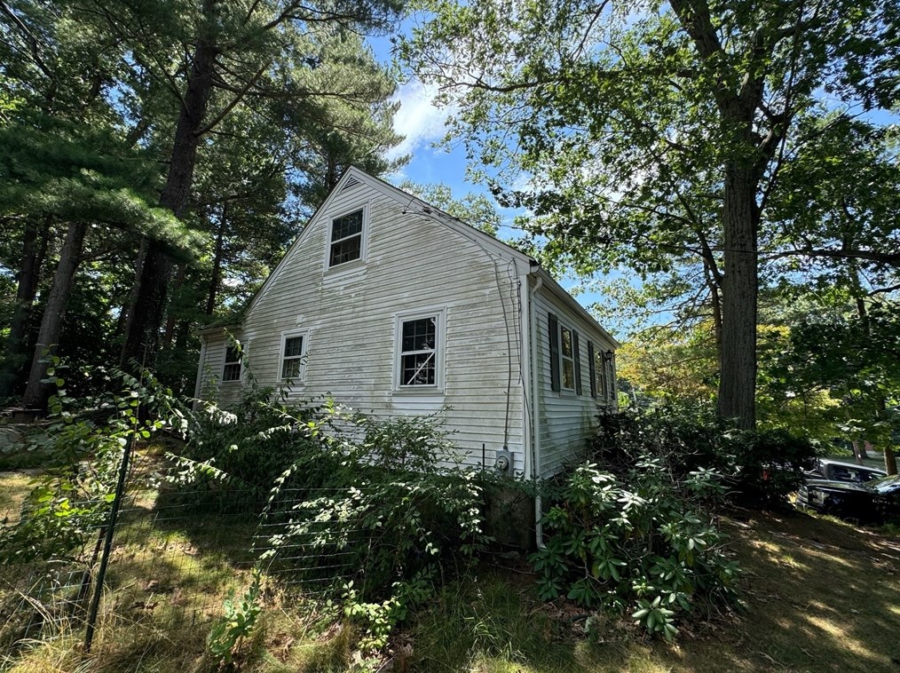 94 Greenlodge St, Dedham, MA 02026