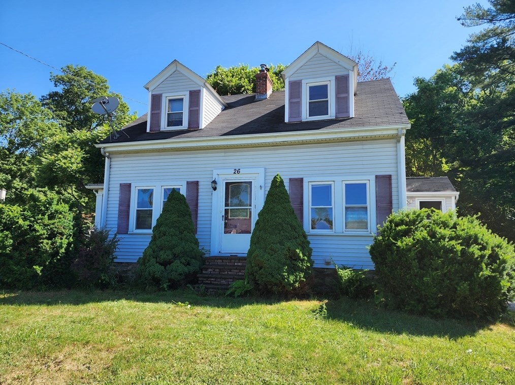 26 Main, Sturbridge, MA 01566
