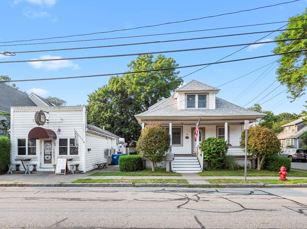 58-60 Washington St, Fairhaven, MA 02719