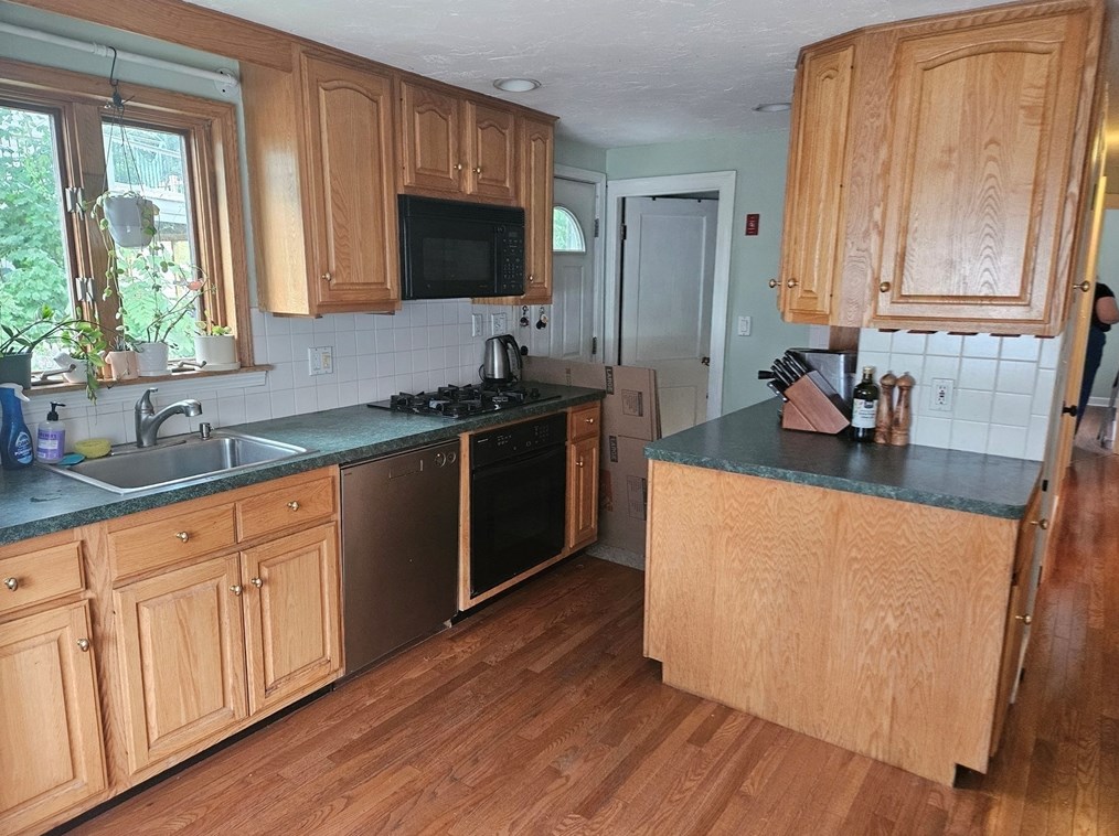 60 Appleton St, Salem MA  01970-1630 exterior