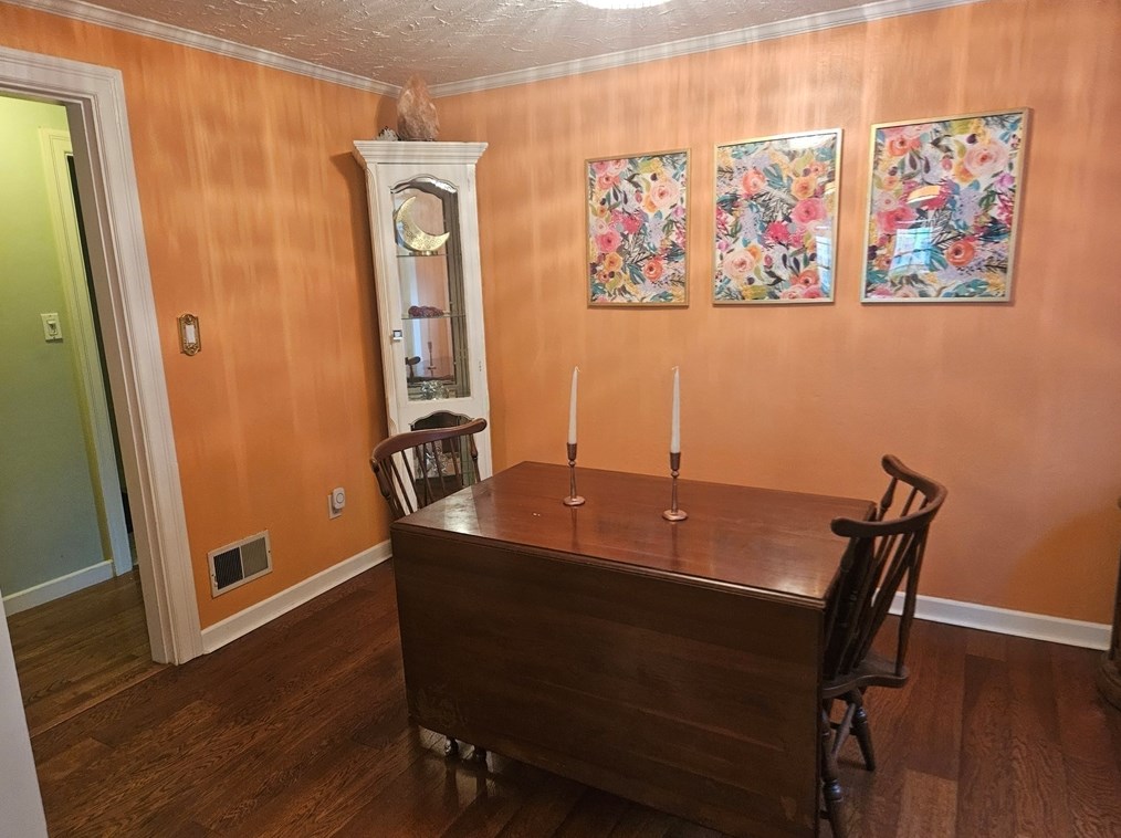 60 Appleton St, Salem MA  01970-1630 exterior