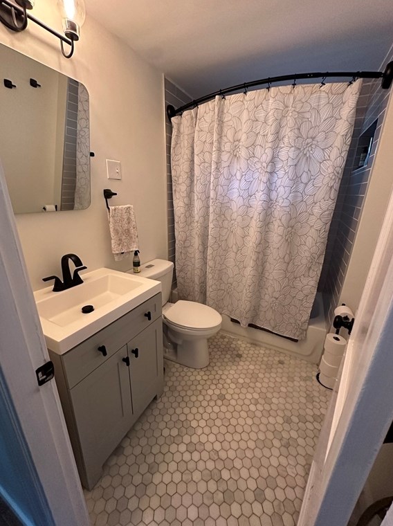 60 Appleton St, Salem MA  01970-1630 exterior