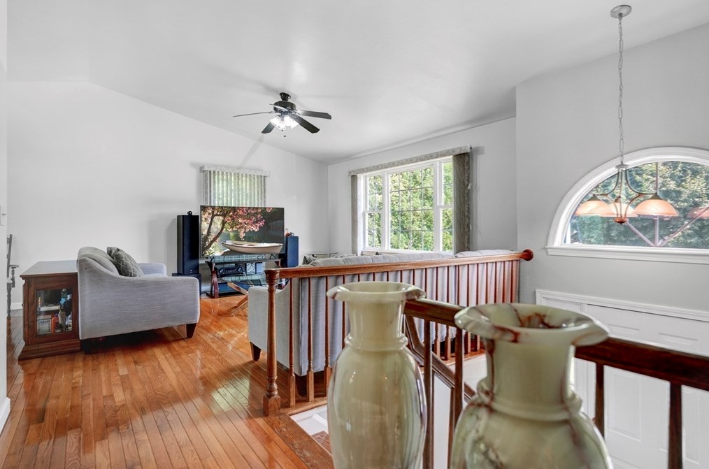 30 Schooner Dr, Dartmouth MA 02748-1776 exterior