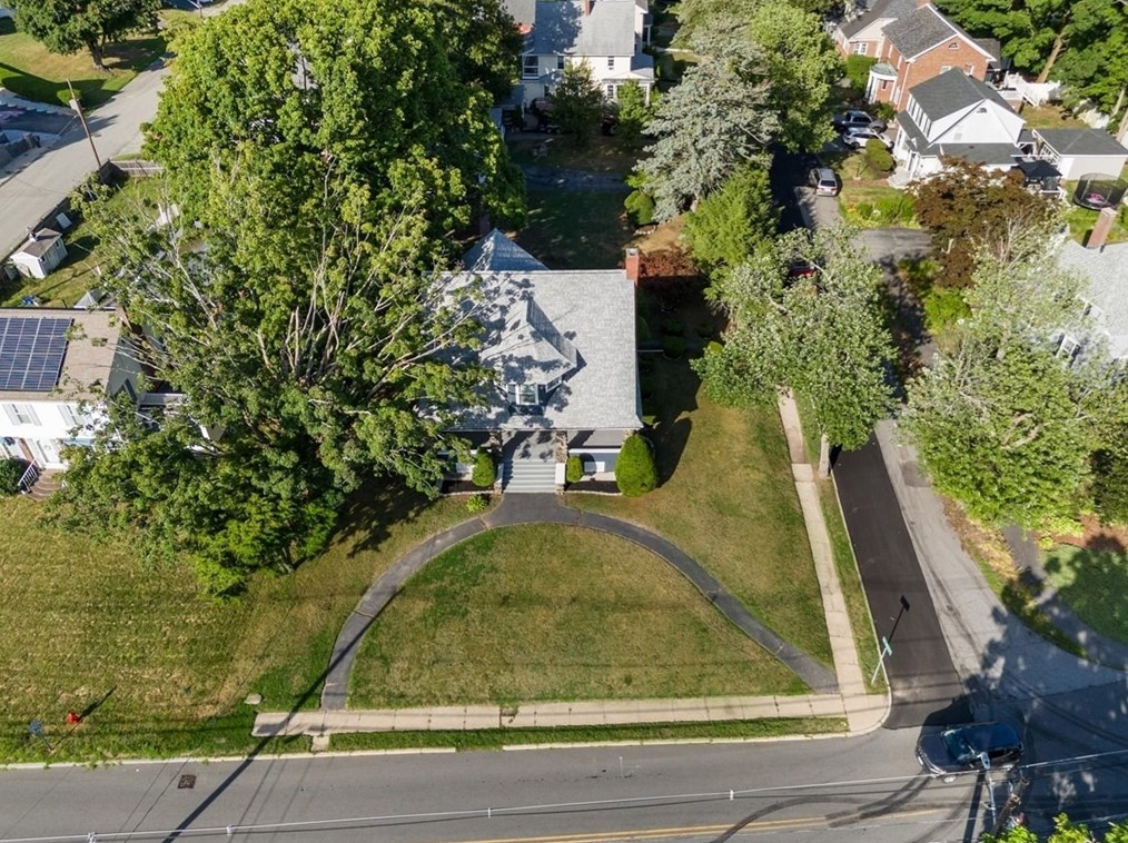 497 Prospect St, Methuen MA 01844-5126 exterior