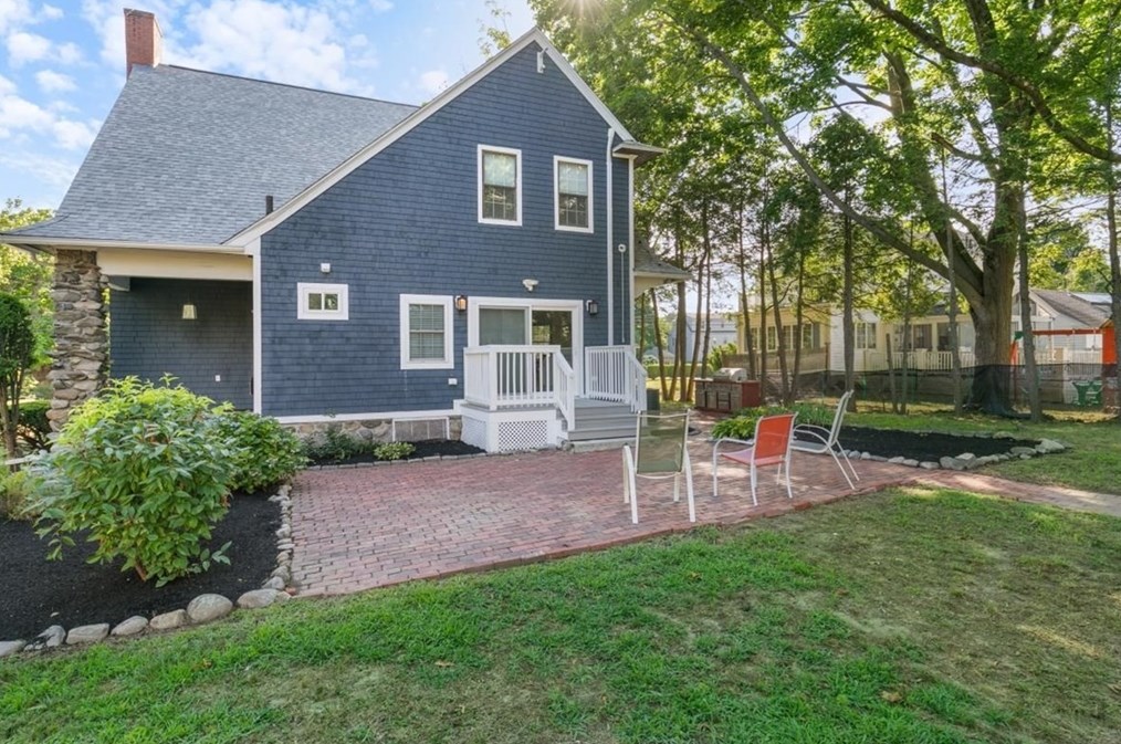 497 Prospect St, Methuen MA 01844-5126 exterior