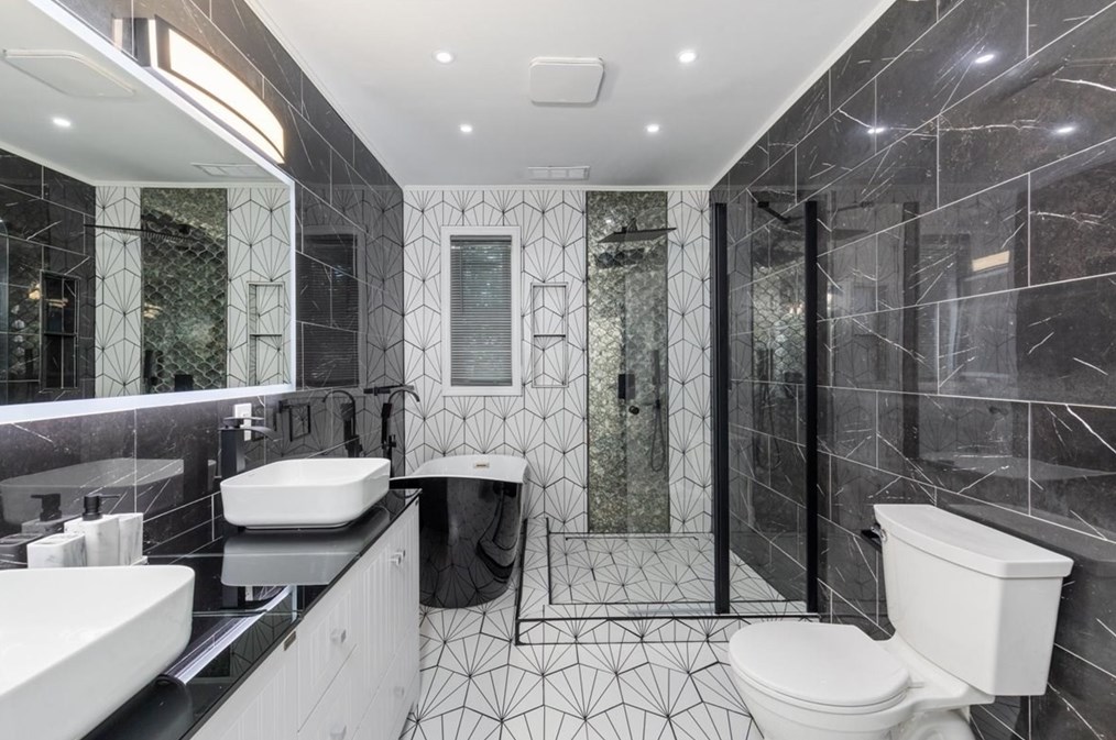 497 Prospect St, Methuen MA 01844-5126 exterior