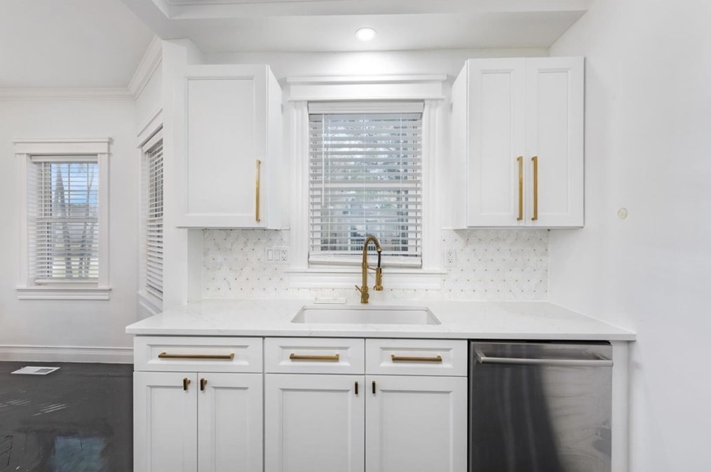 497 Prospect St, Methuen MA 01844-5126 exterior