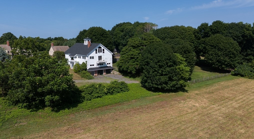 1 Littles Ln, Newbury, MA 01951