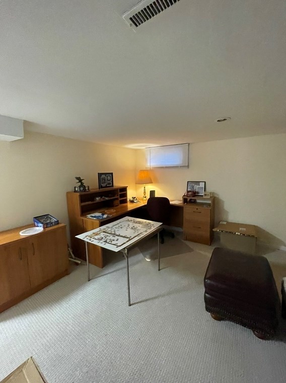 11 Holten St, Danvers MA 01923-1916 exterior