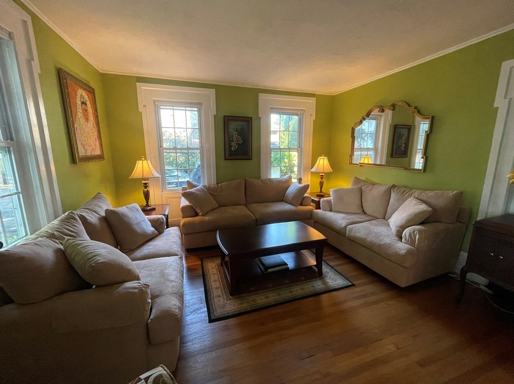 11 Holten St, Danvers MA 01923-1916 exterior